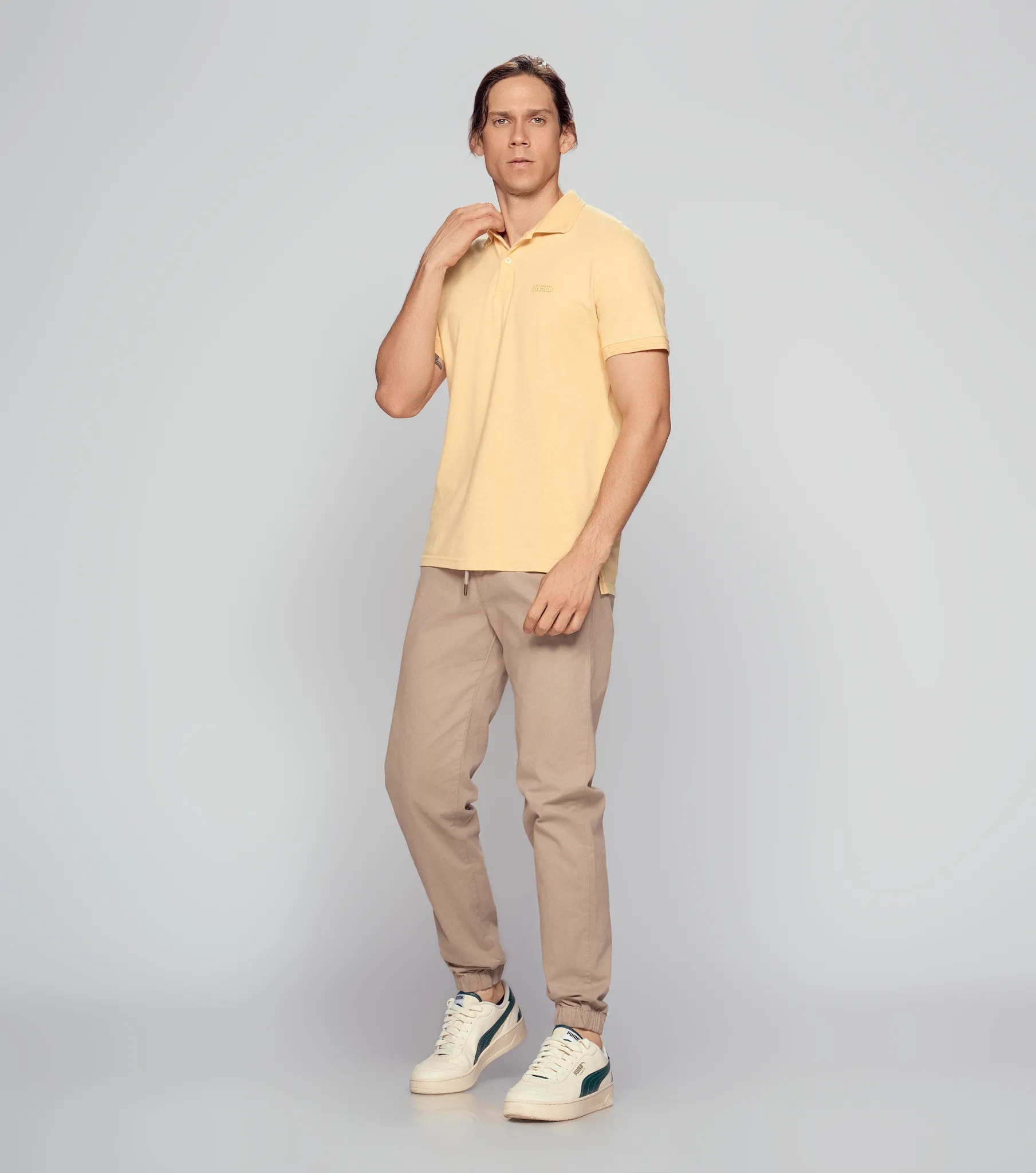 Comfort Yohan Polo Unicolor Con Cuello Unser 832977 AM