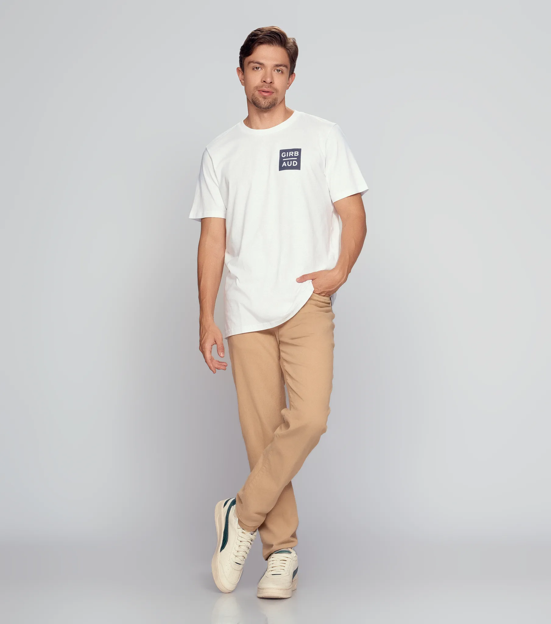 Iron Juan Pantalon Unicolor Unser 835105 KQ