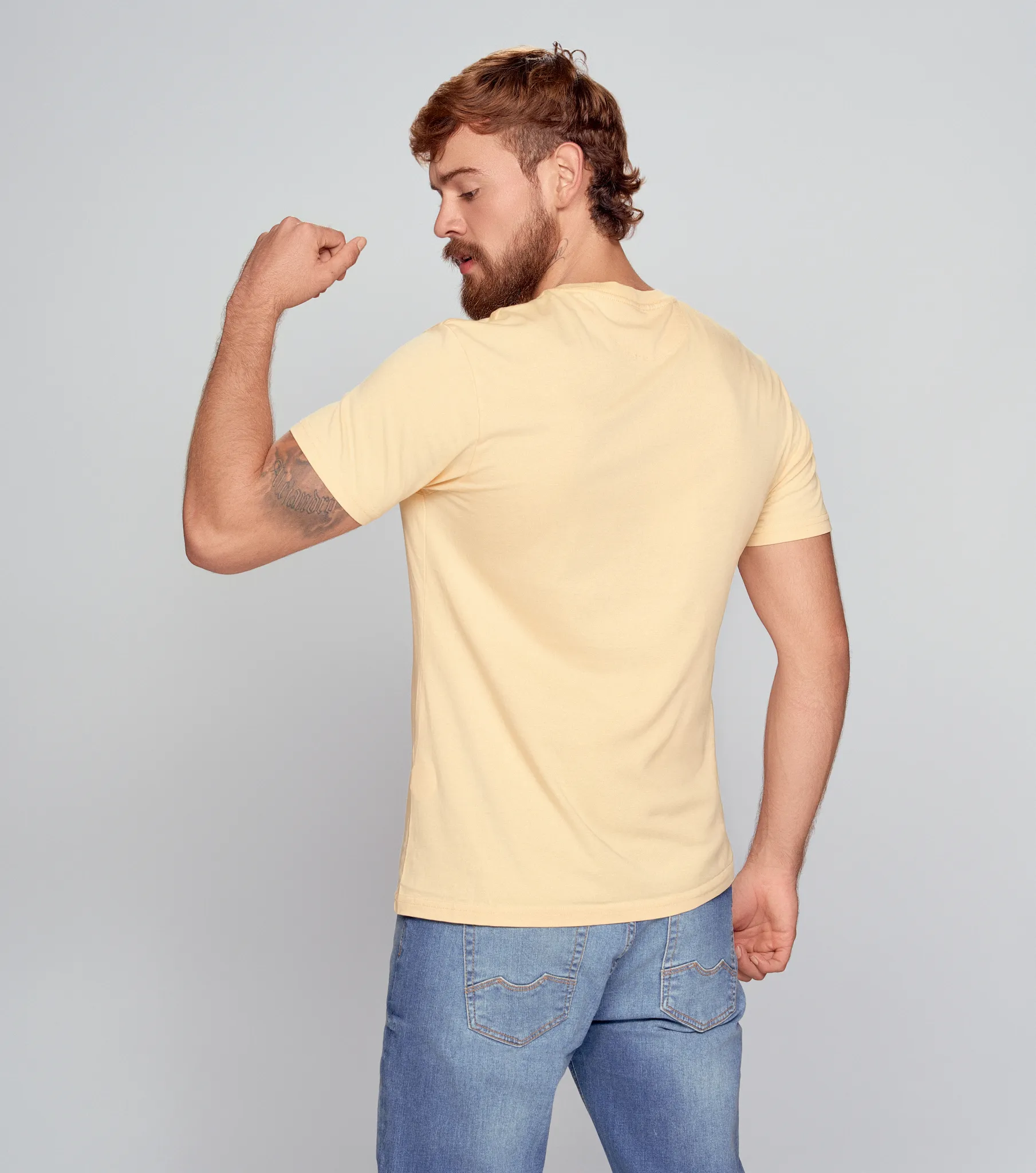 Camiseta Chevignon Authentic Graphic T Shirt 131124 AM