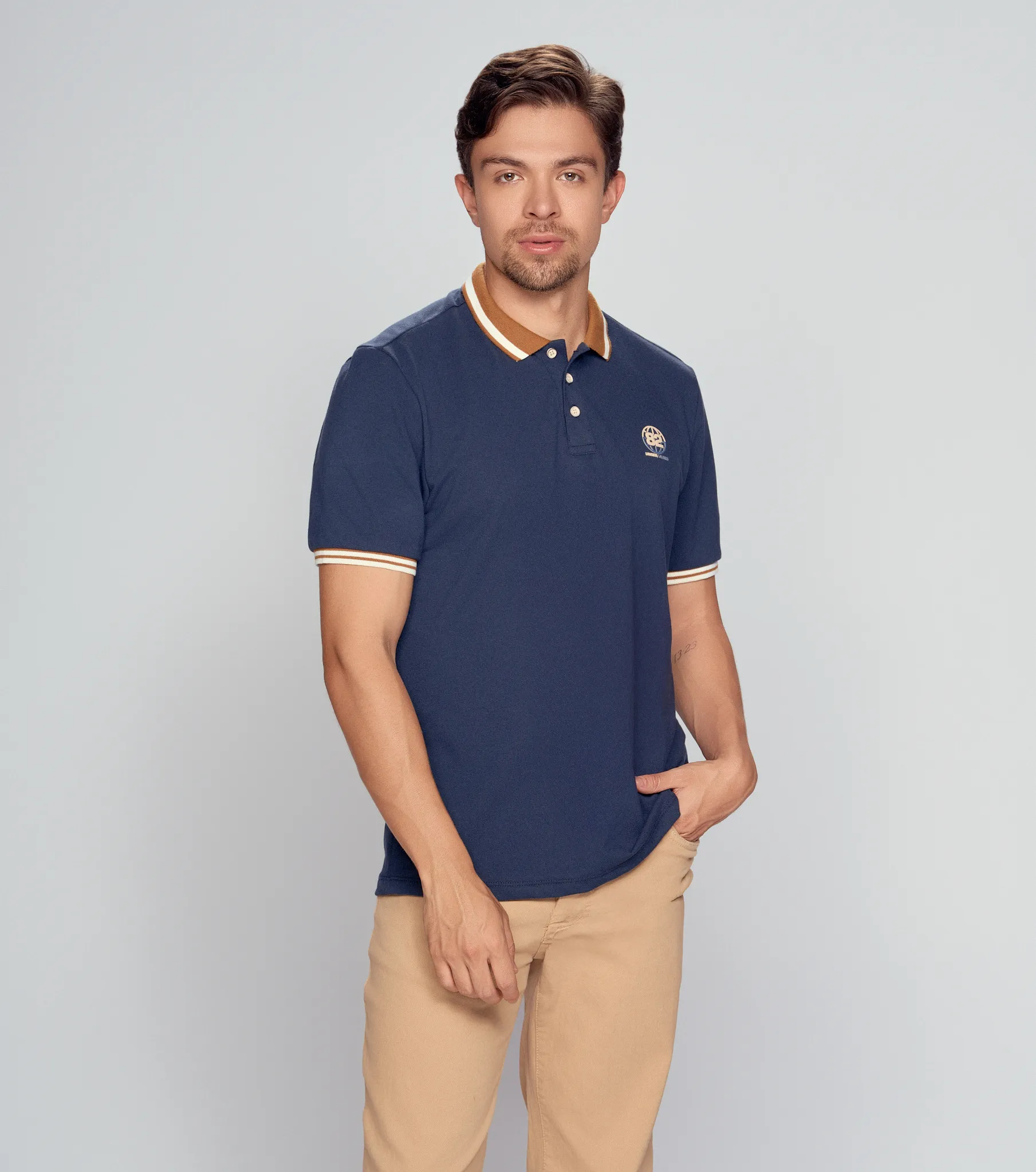 Comfort Marc Polo Con Combinacion En Cuello Unser 835115 AV