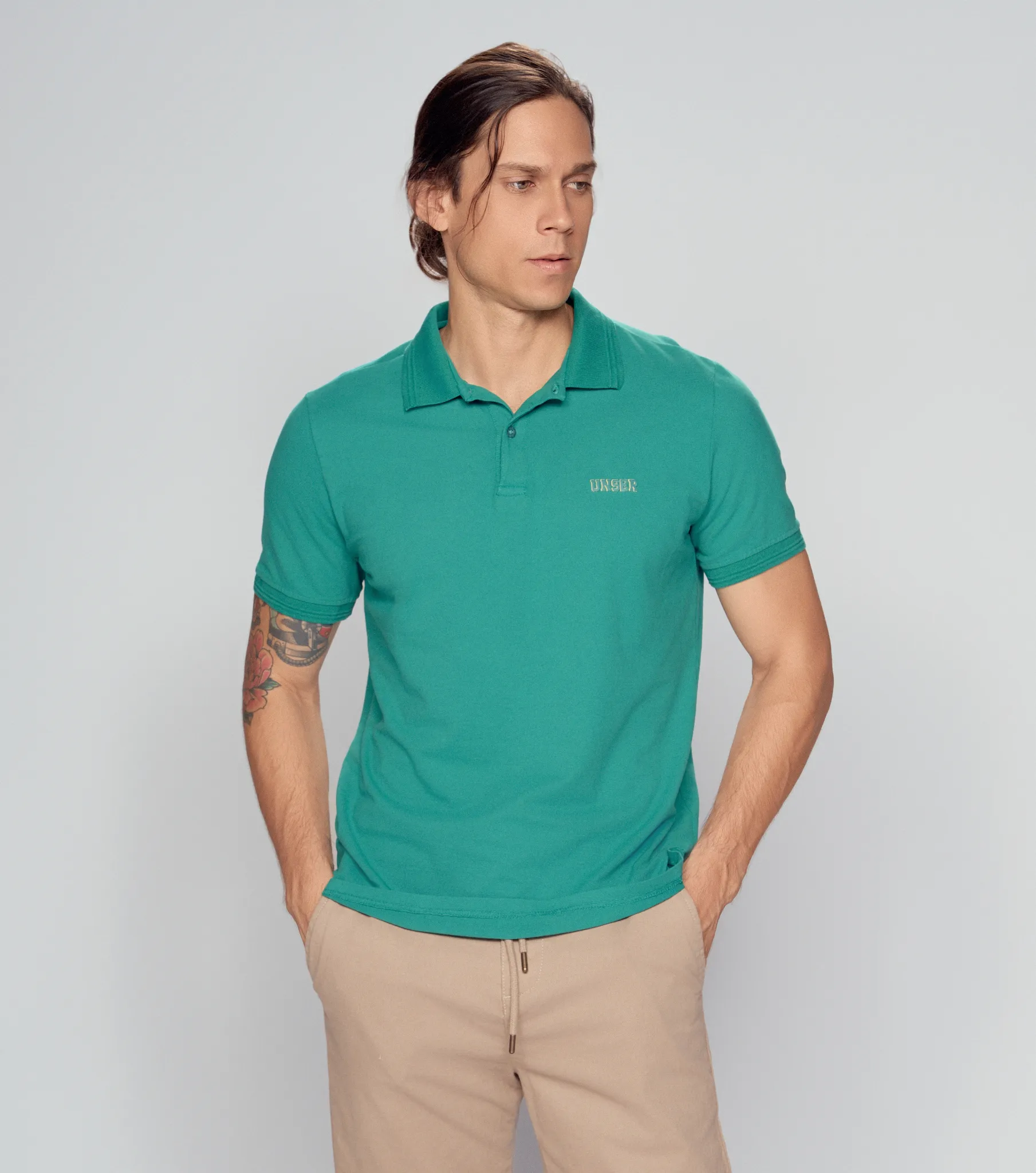 Comfort Yohan Polo Unicolor Con Cuello UnserVD