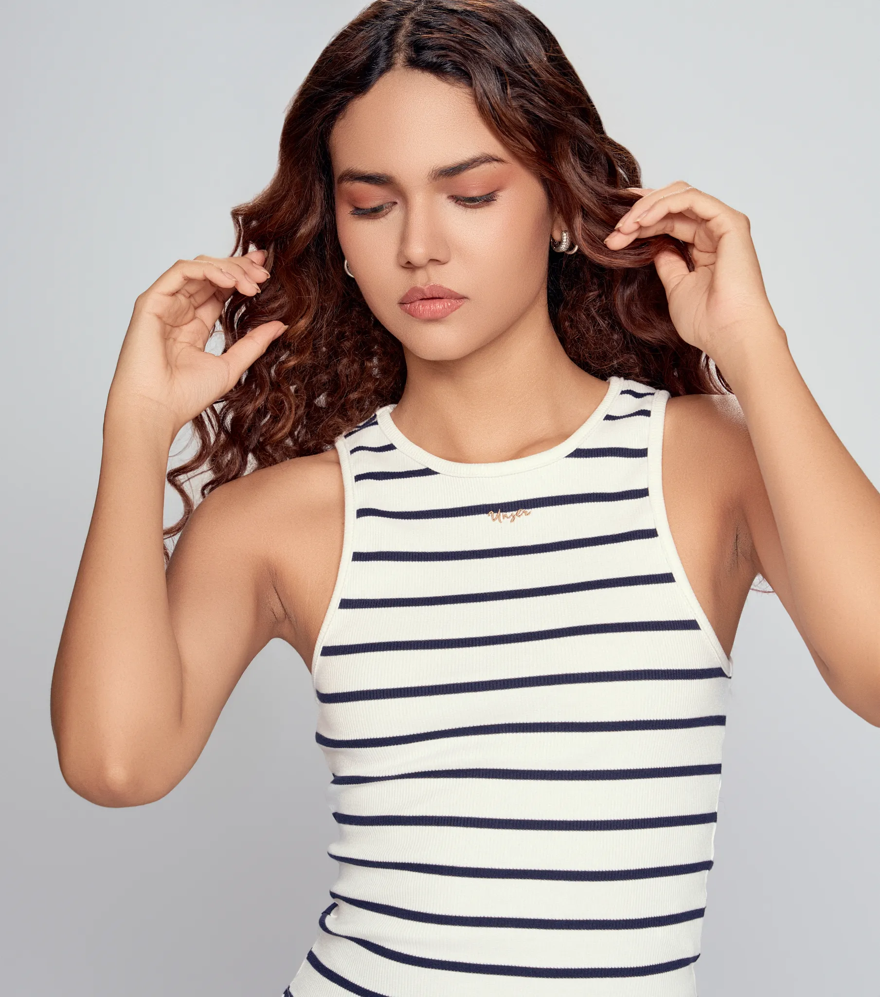 Emiliana Blusa Combinada Manga Sisa Con Bordado Unser 834431 BL