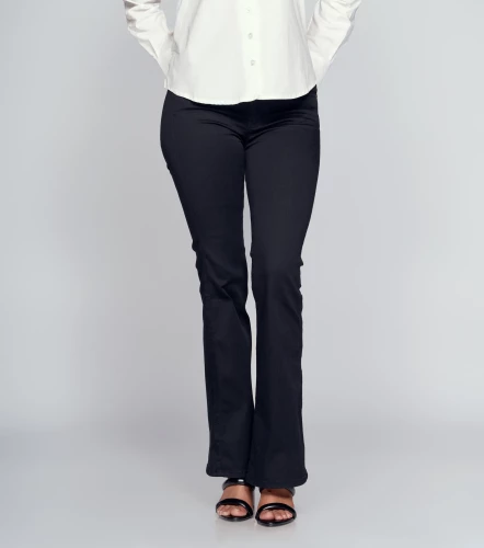 Jean Para Mujer Negro Cinco Bolsillos Bota Flare Praga Rafaella DerekNG