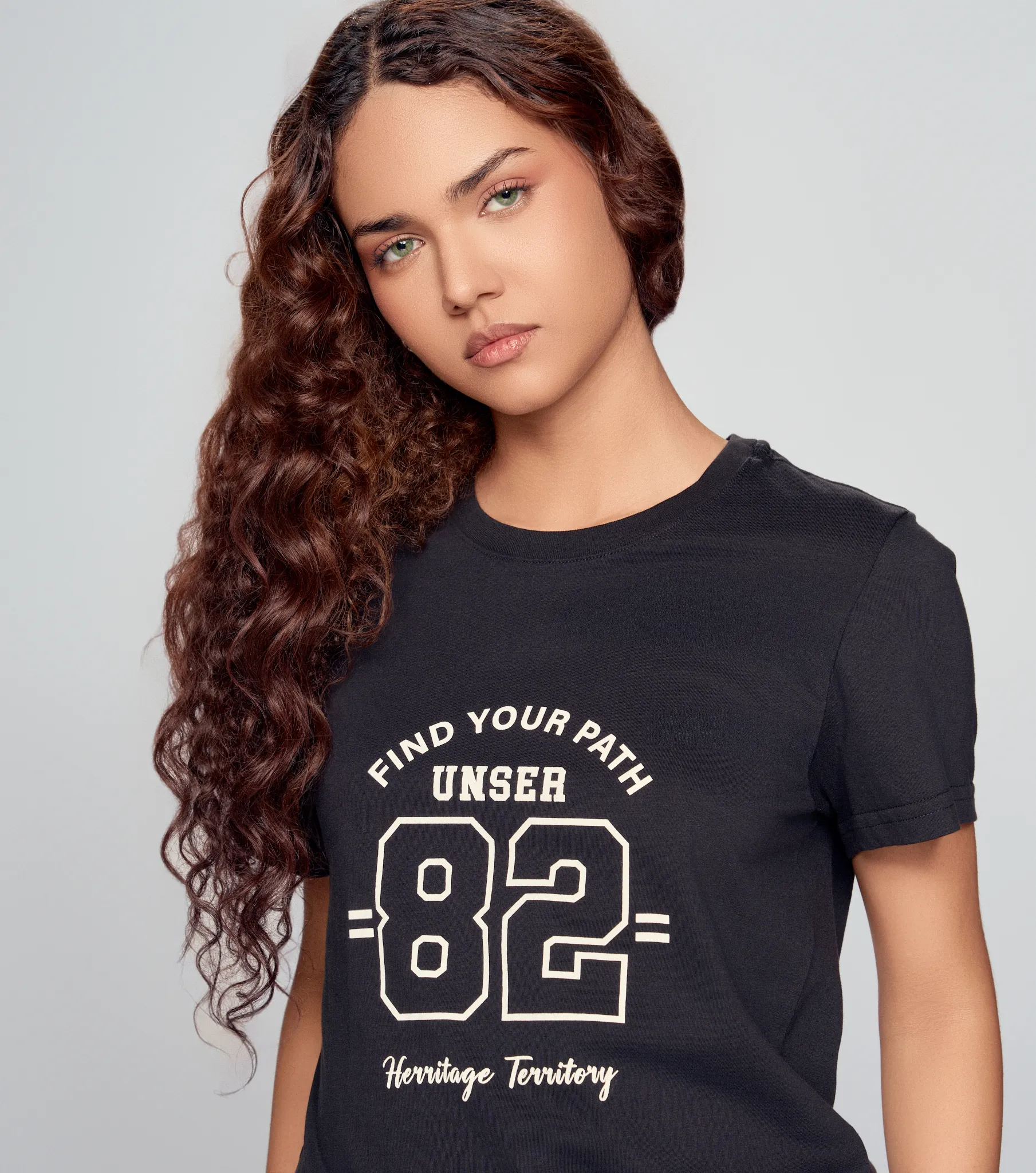 Lina Camiseta Unicolor Con Estampado Unser 834538 AR