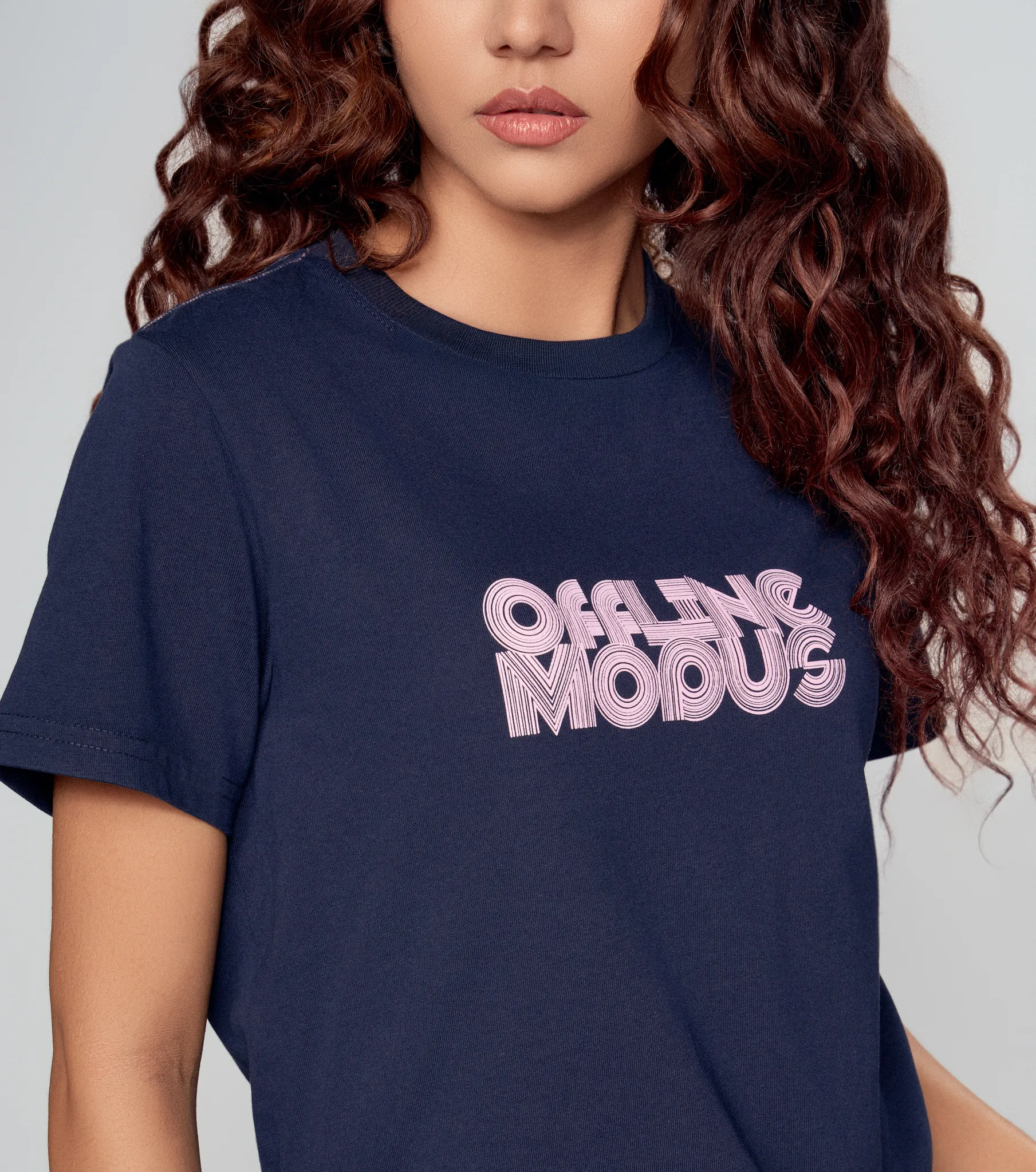 Lorain Blusa T Shirt Cuello Redondo Con Telovi Y Estampado Unser 832652 AV