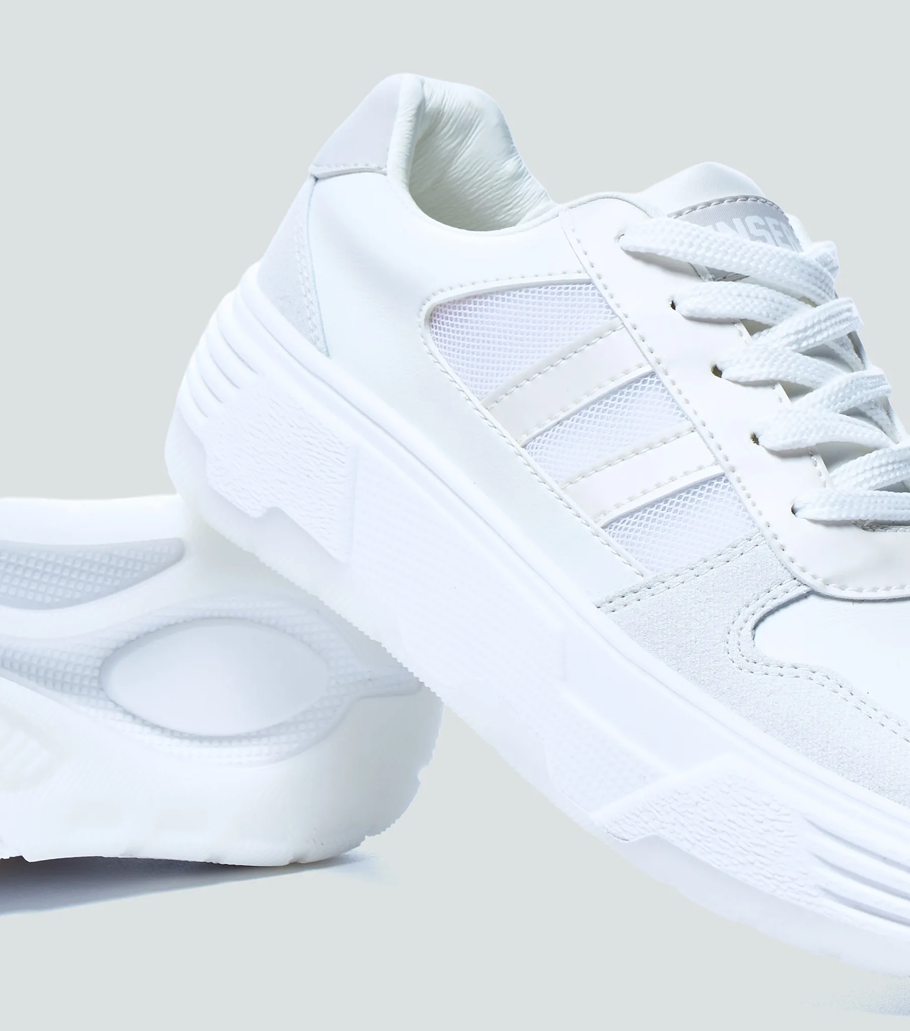 Marce Tenis Unicolor Con Suelta Alta Con Malla En Costado Unser 836582 