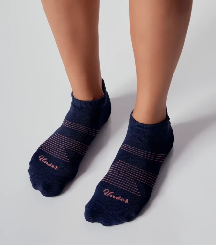 Marilyn Bipack Media Invisible Con Lineas Y Texto UnserCU