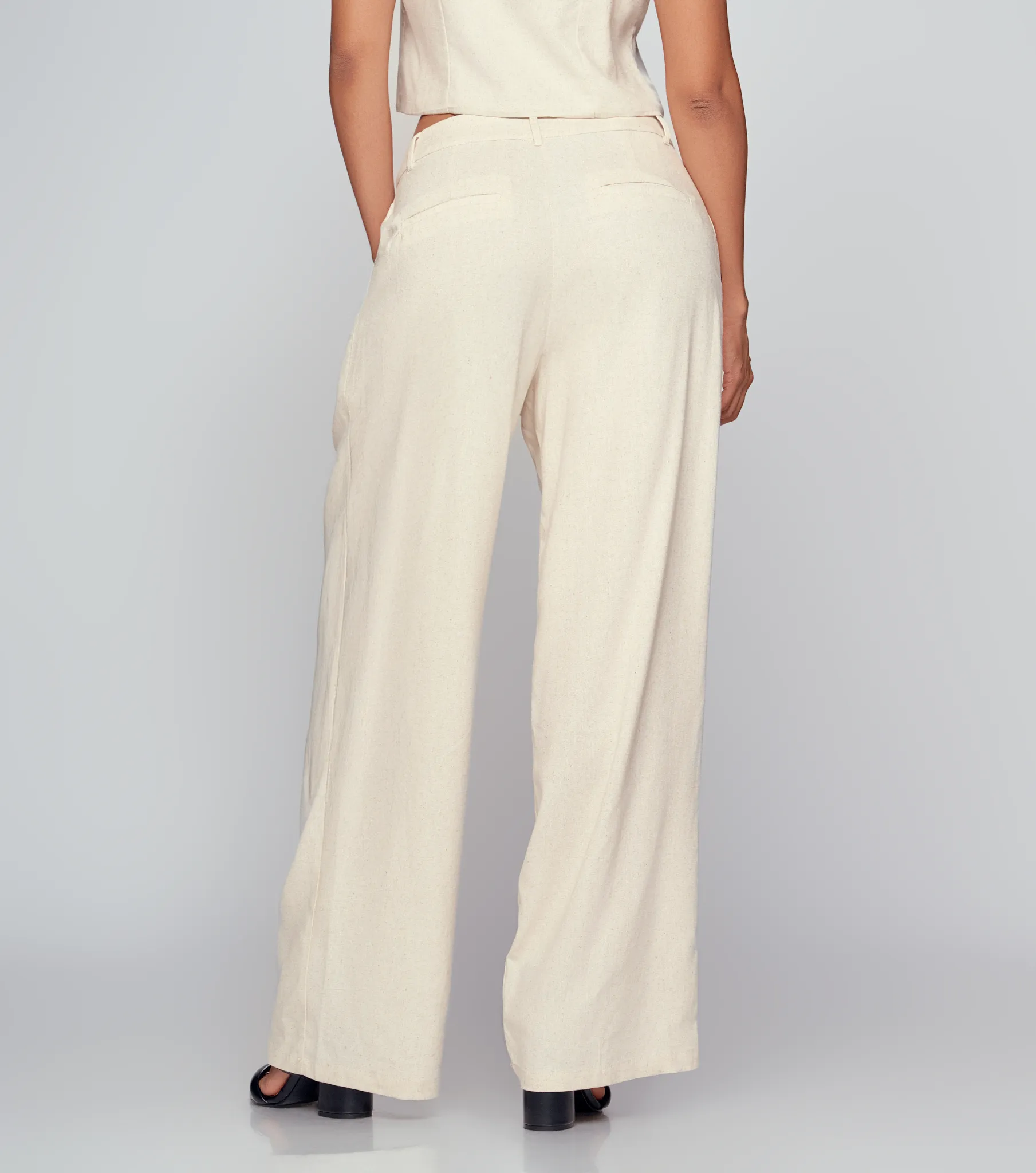 Pantalon Para Mujer Bota Bell Unicolor En Lino Derek 834898 AR