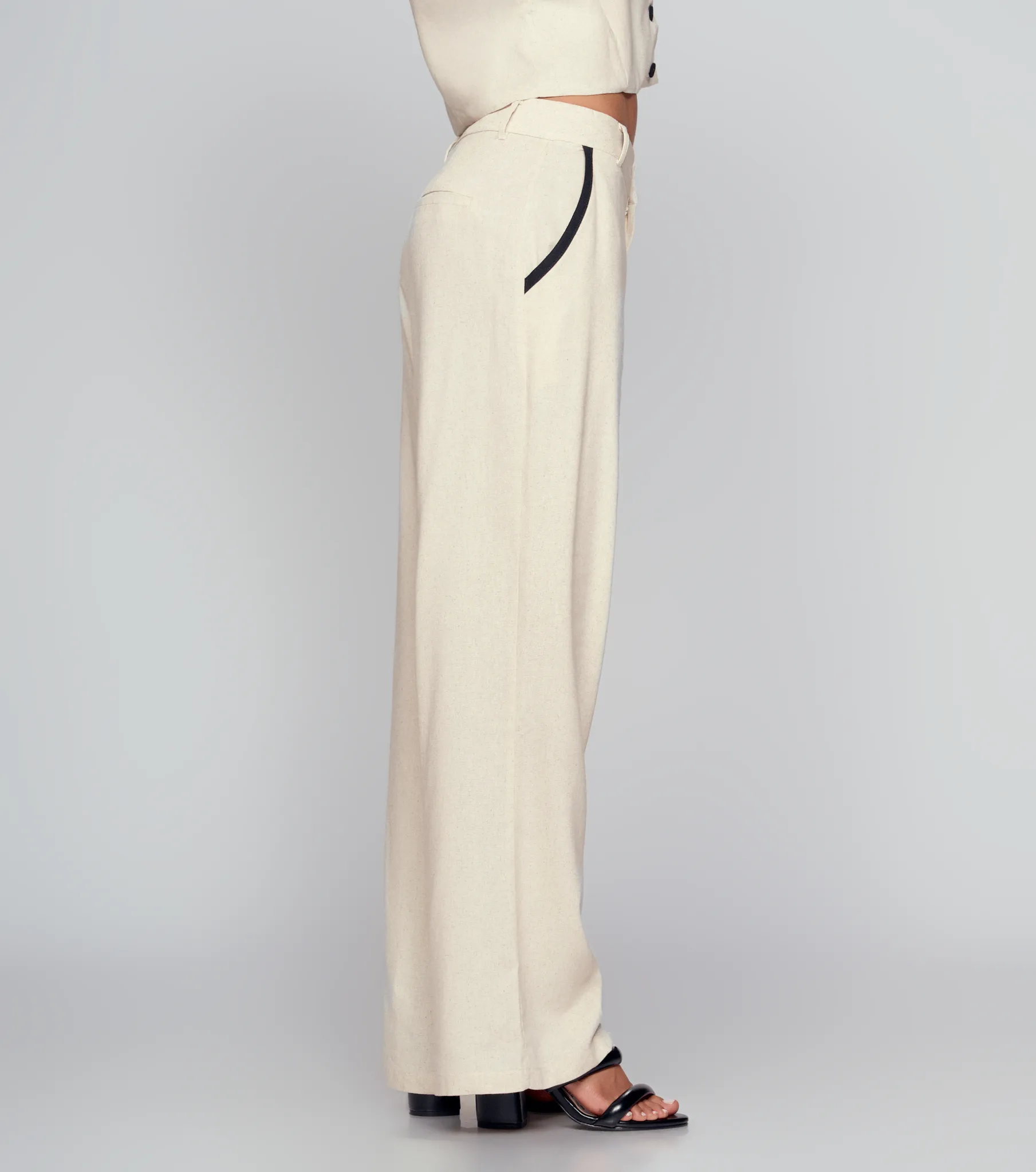 Pantalon Para Mujer Bota Bell Unicolor En Lino Derek 834898 AR