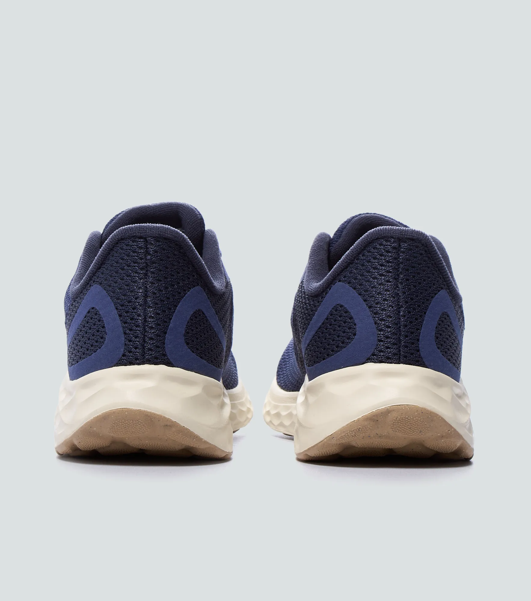 Tenis New Balance Fresh Foam Arishi V4 131389 AZ