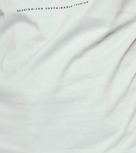 Fernanda T Shirt Unicolor Con Estampado Delantero Punos Y Cuello En Contraste UnserAC