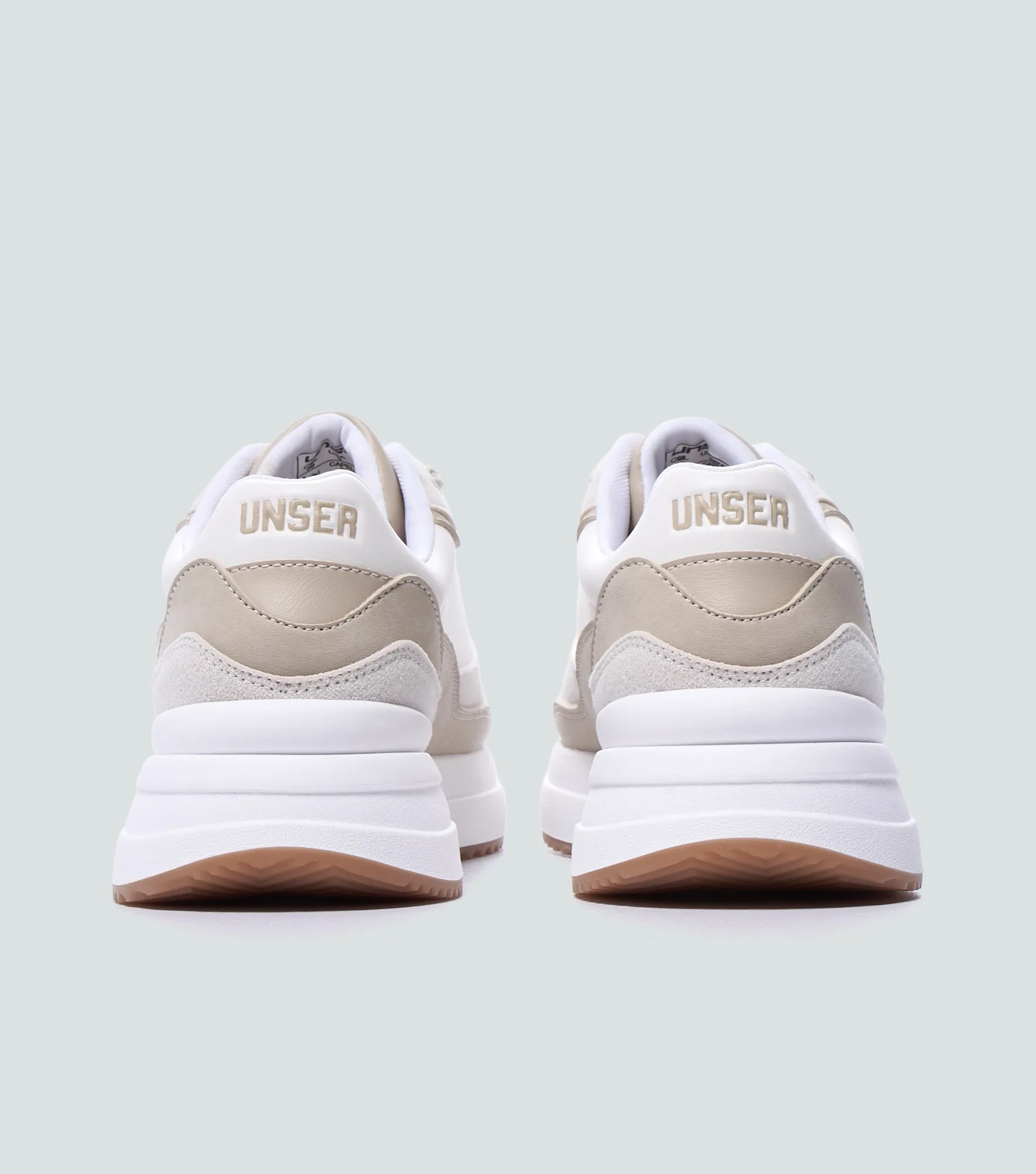 Nina Tenis Suela Alta Con Perforado En Punta Unser 830937 BG