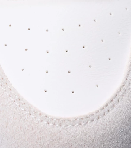 Nina Tenis Suela Alta Con Perforado En Punta UnserBG