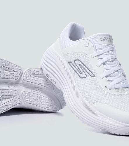 Tenis Skechers Max Cushioning EndeavourBL