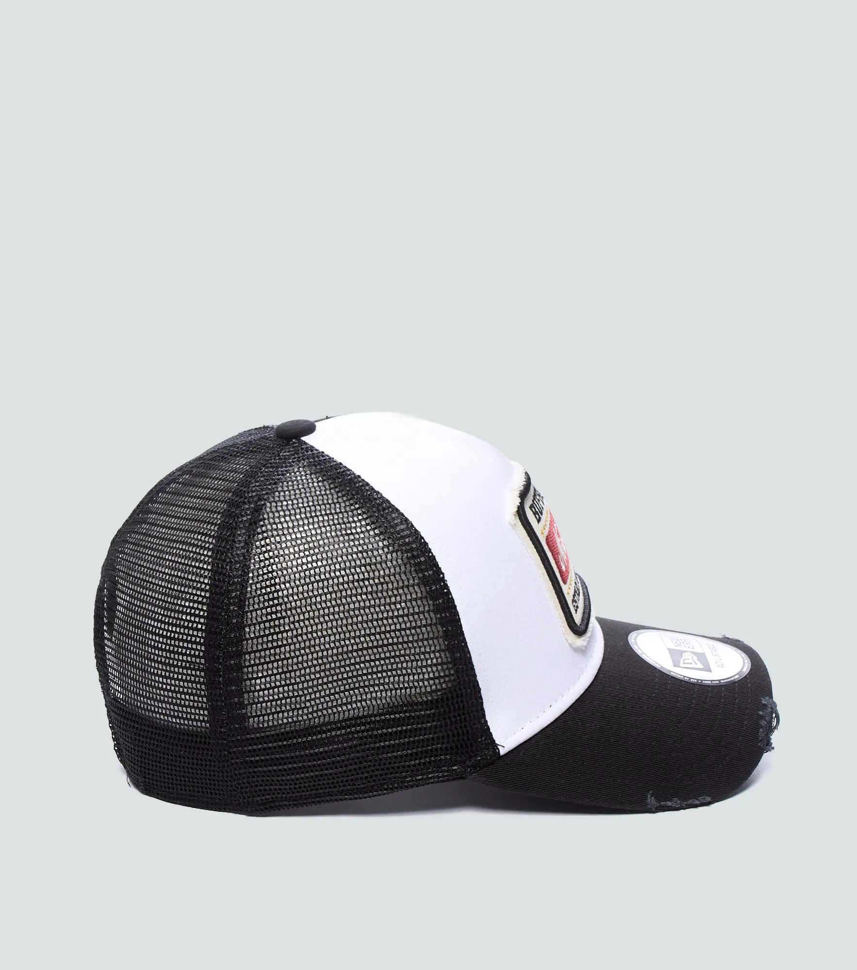 Gorra New Era Patch Distress Trucker 131380 