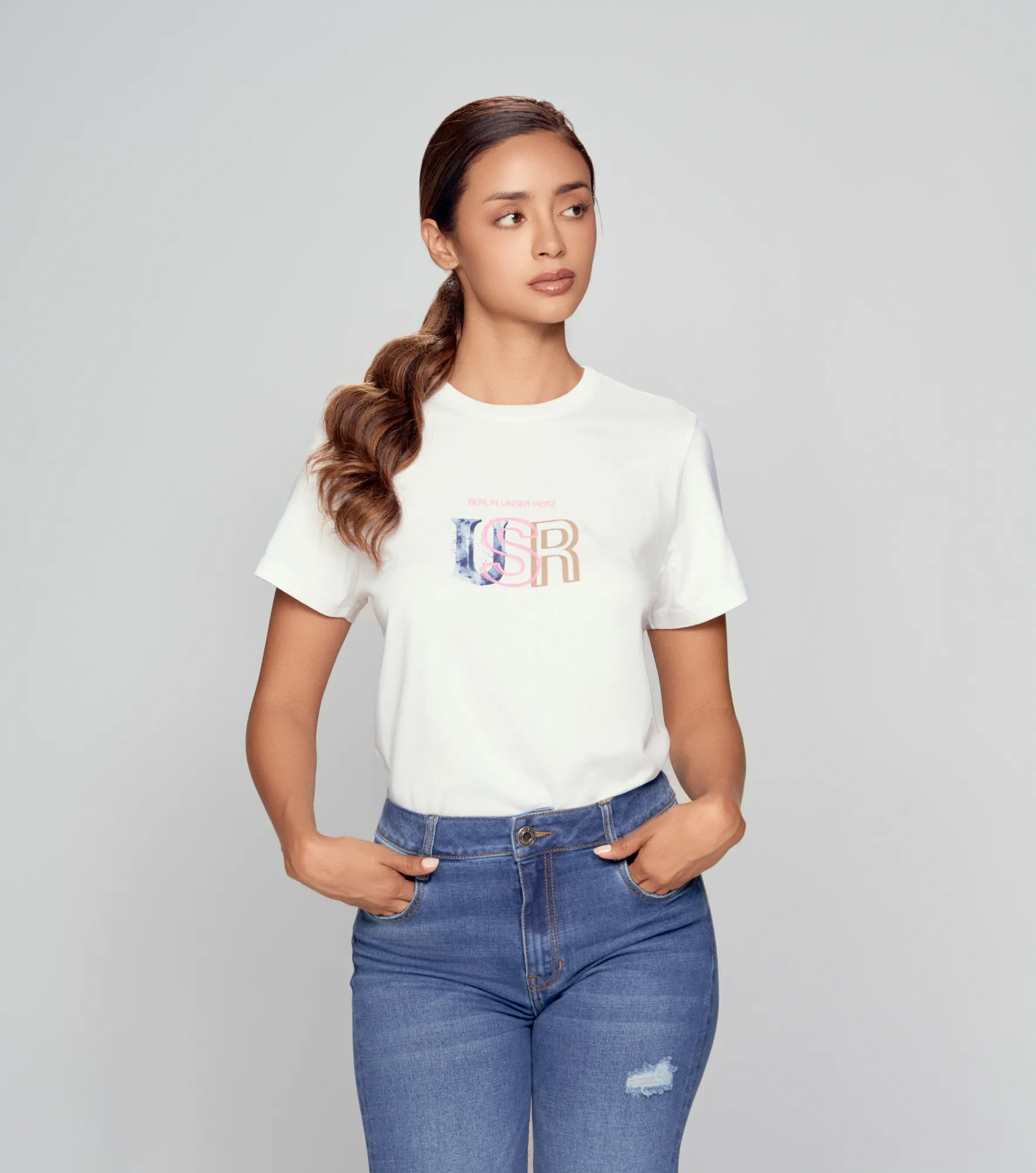 Daira T Shirt Cuello Redondo Con Estampado Unser 832659 BL