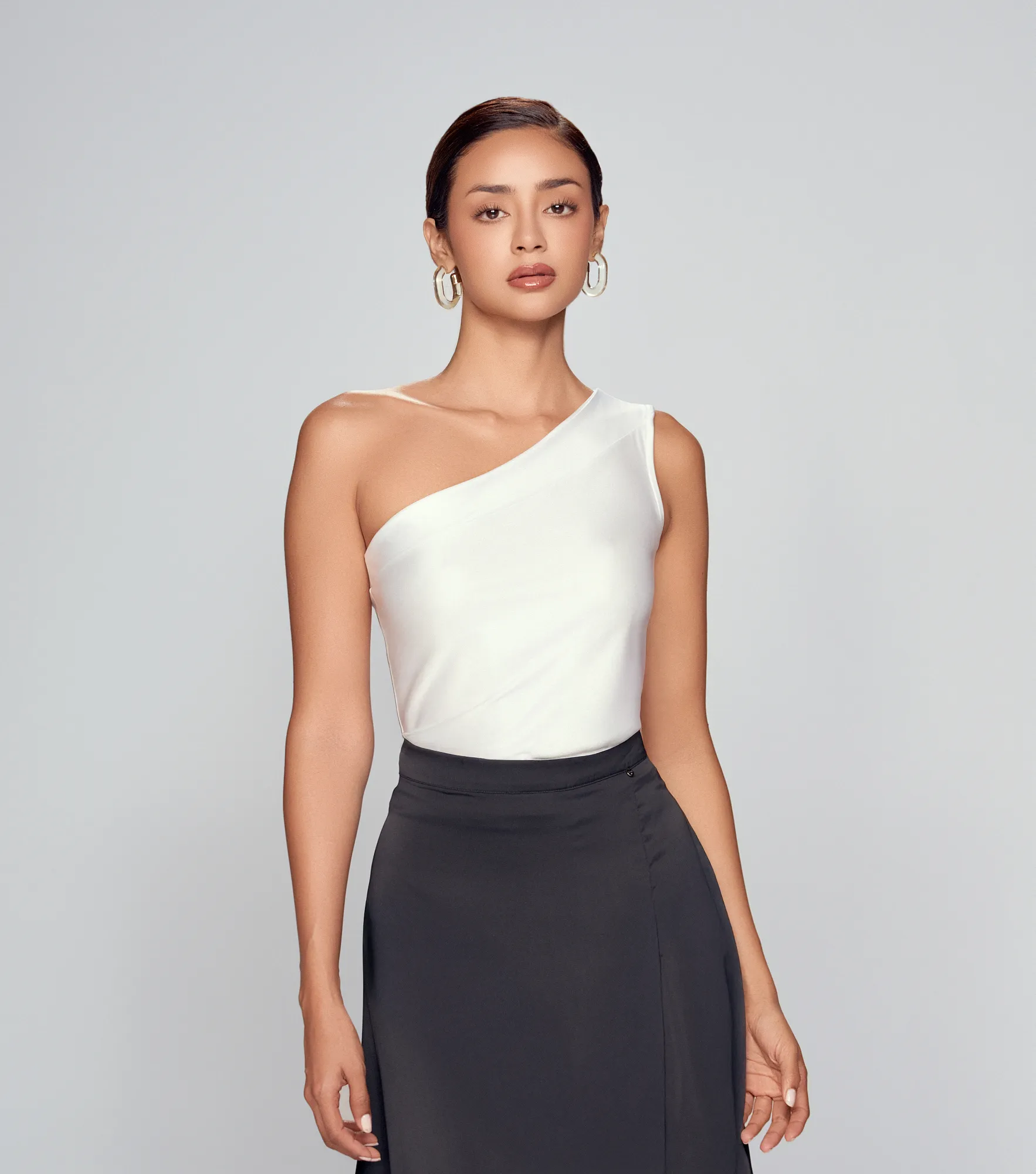 Blusa Para Mujer Medio Hombro Unicolor Arti Derek 834762 BL