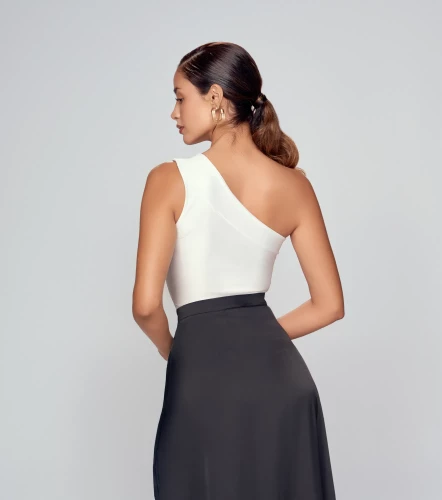 Blusa Para Mujer Medio Hombro Unicolor Arti DerekBL