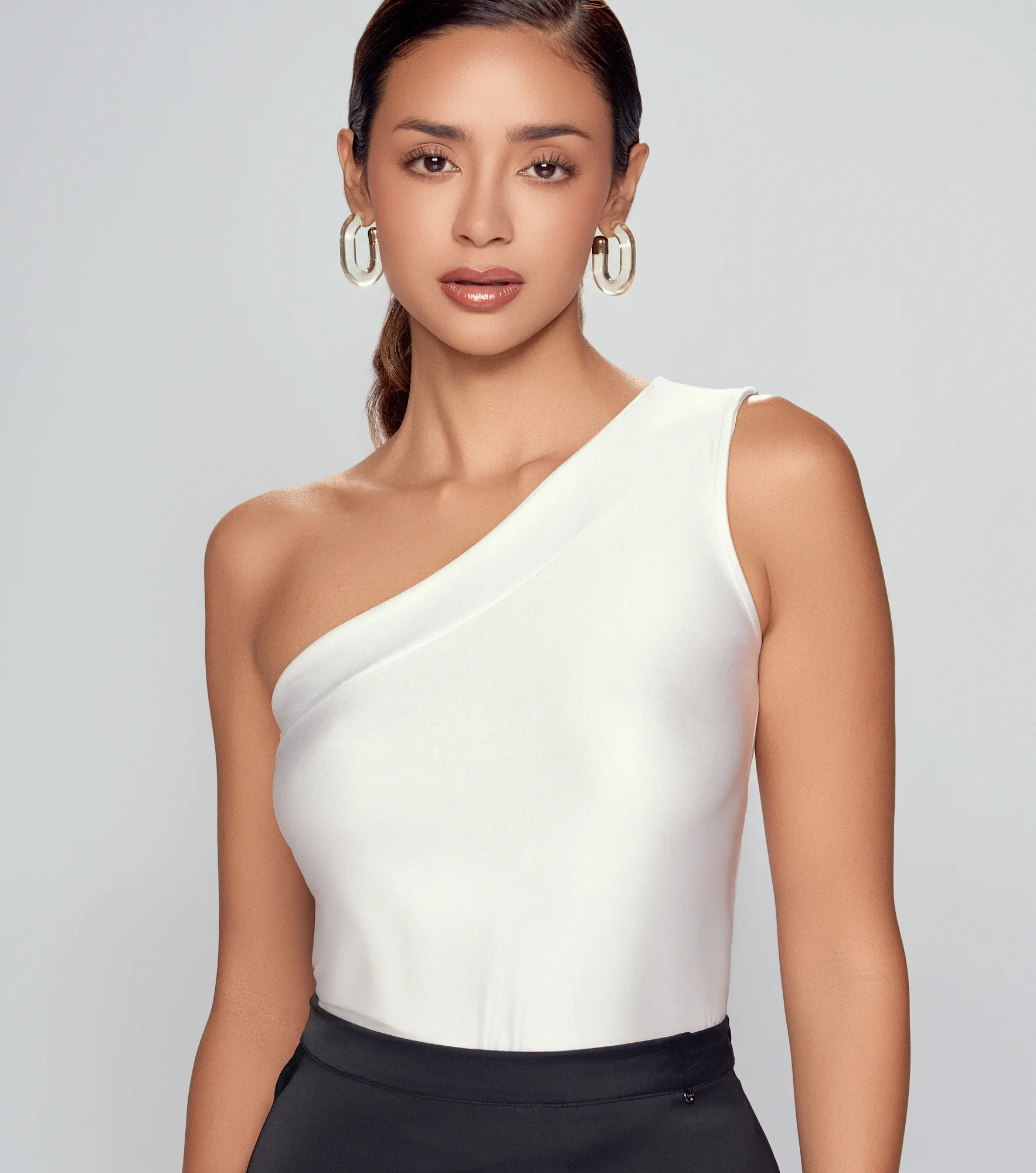 Blusa Para Mujer Medio Hombro Unicolor Arti Derek 834762 BL