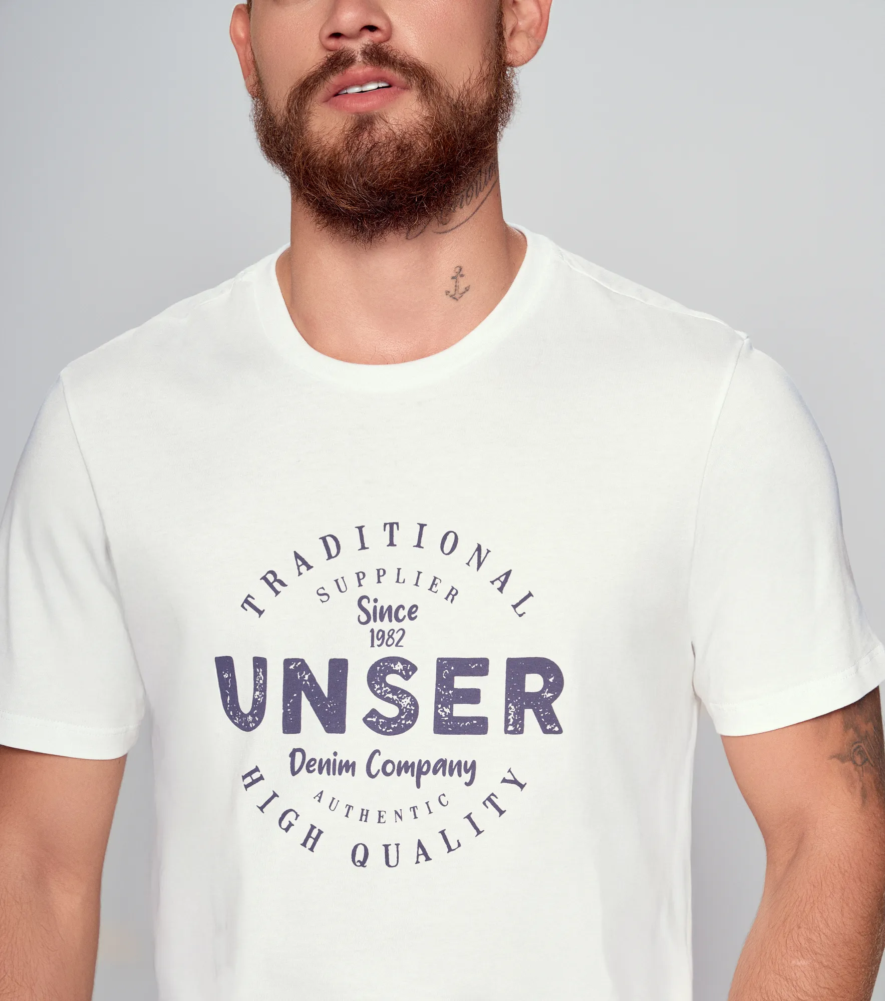 Comfort Willy Camiseta Unicolor Con Estampado Unser 836097 BL