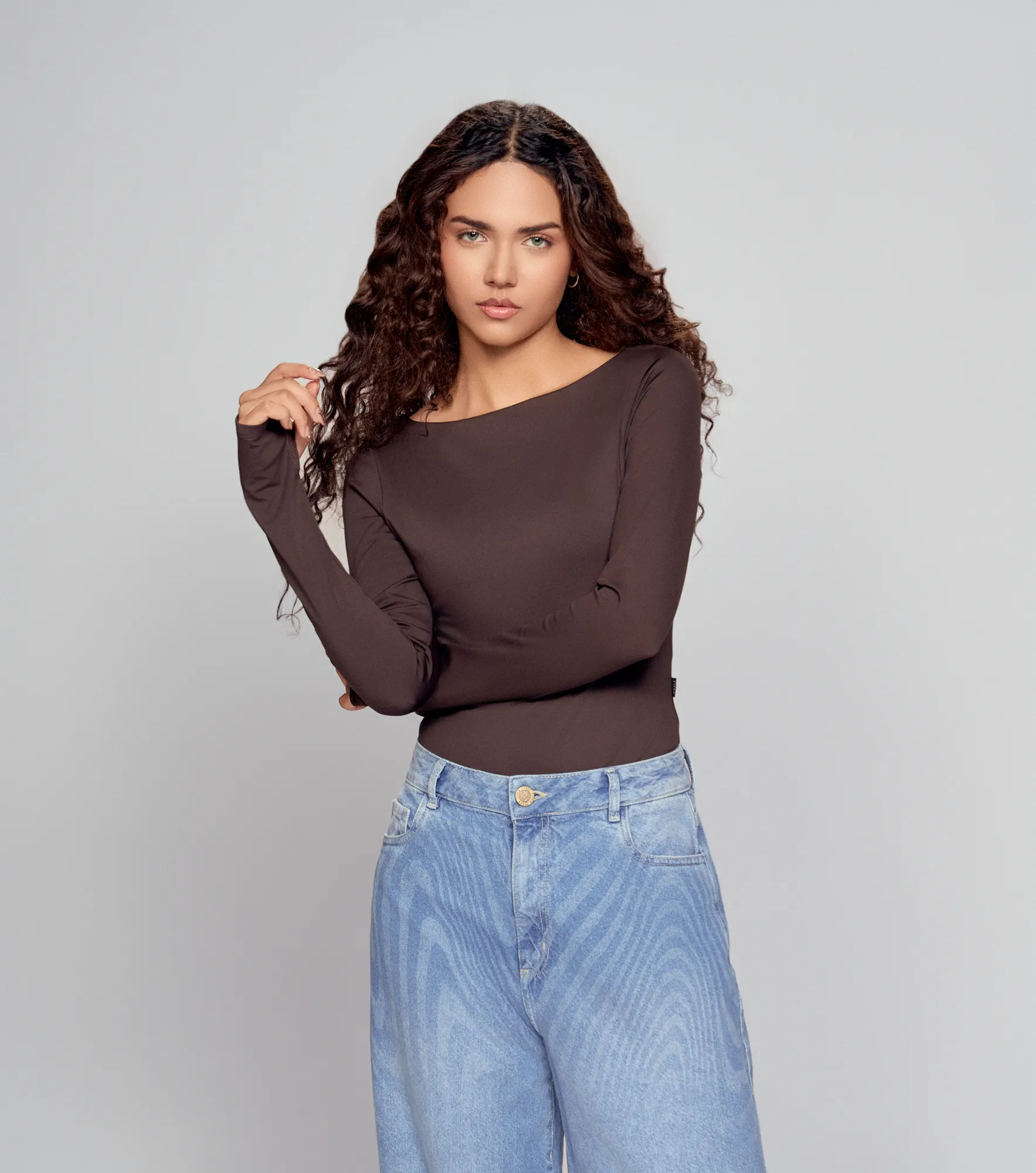 Eliana Body Slim Fit Manga Larga Cuello Ojal TyperCF