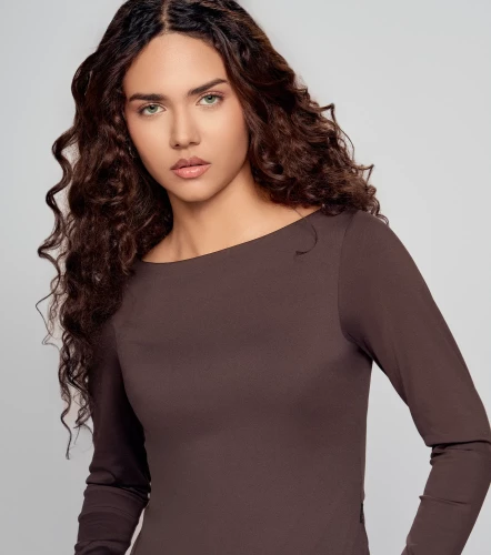 Eliana Body Slim Fit Manga Larga Cuello Ojal TyperCF