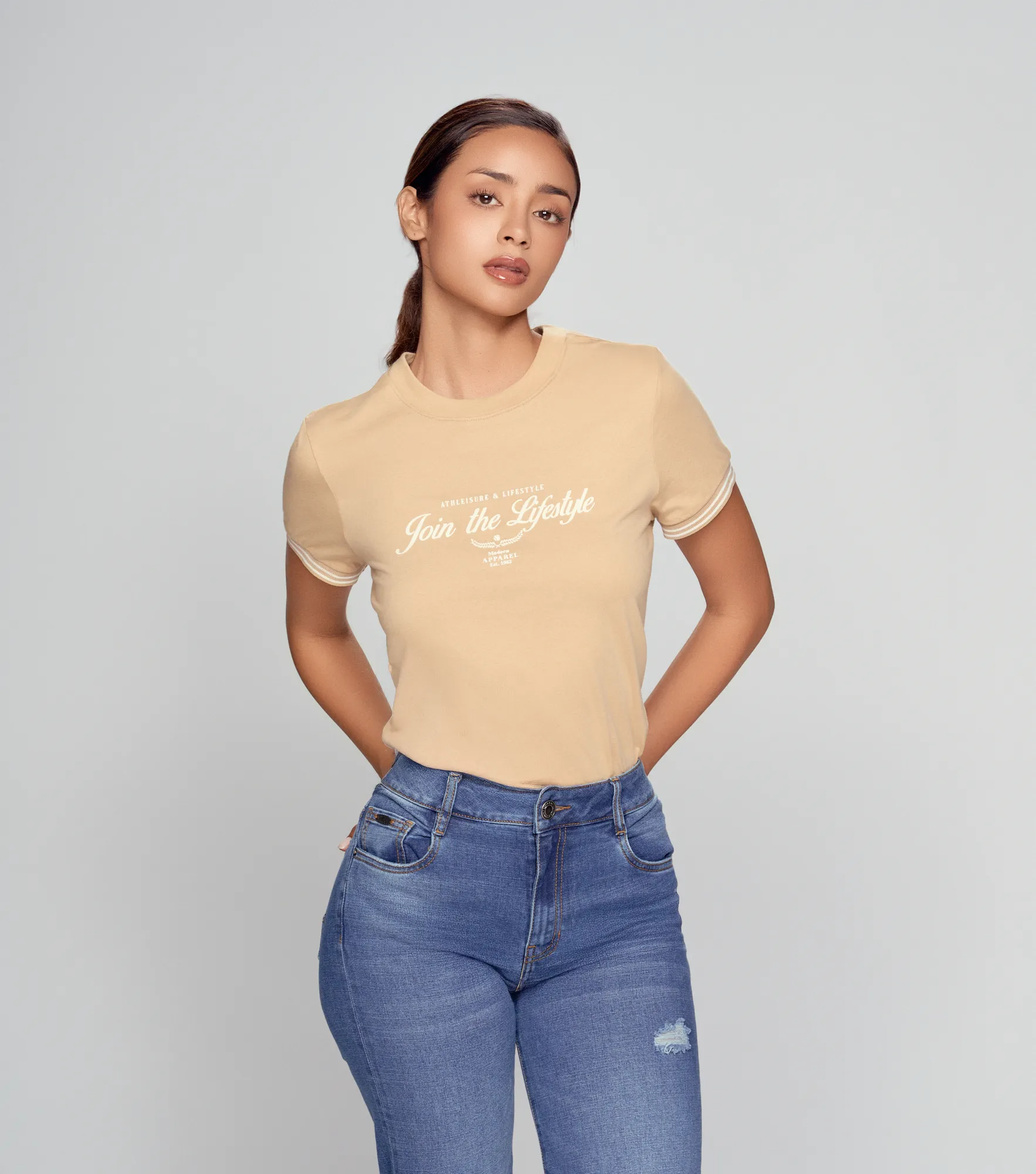Yuli T Shirt Unicolor Con Estampado Delantero Y Puno Tejido Unser 832650 AR