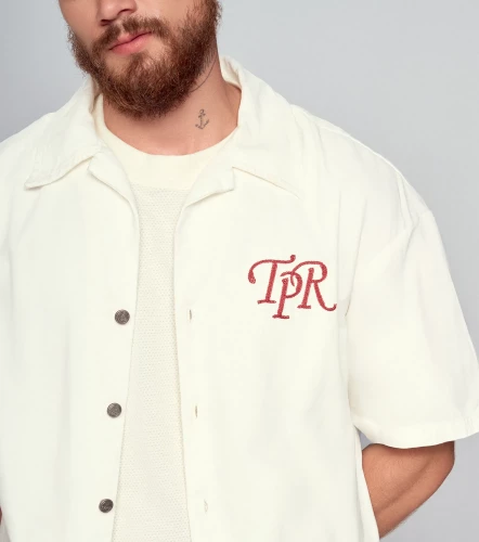 Amaranto Camisera Boxy Bordada TyperCR