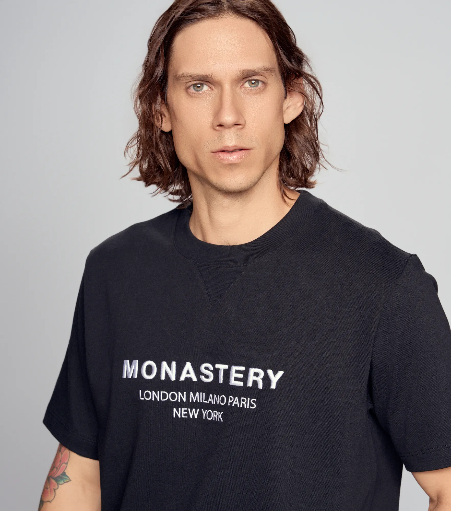 Camiseta Monastery Sharam T Shirt Men 131314 BL