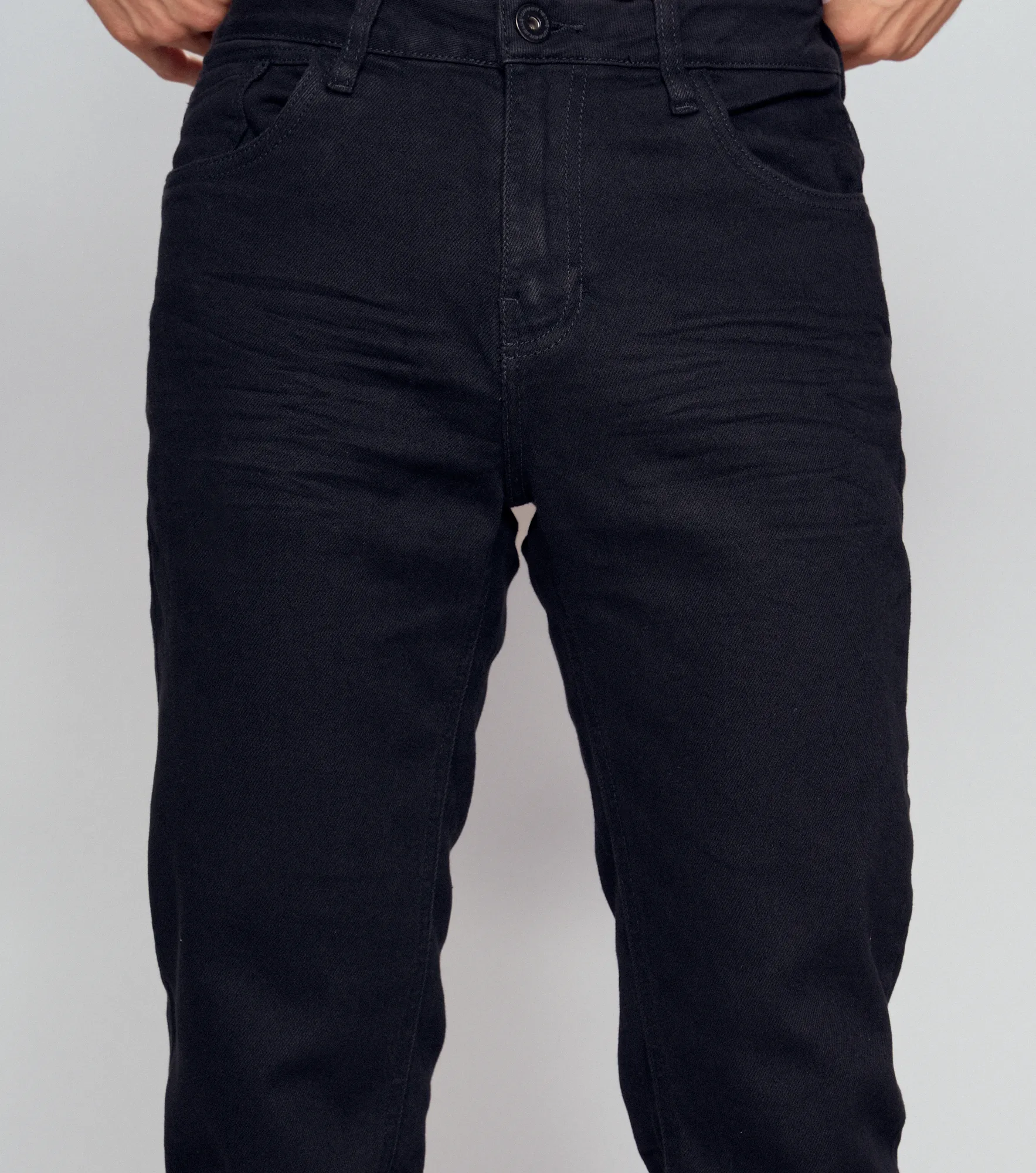 Iron Stiven Jean Unicolor Negro Con Cremallera Unser 833509 NG