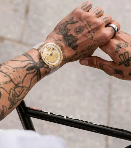 Reloj Swatch G TurnBL