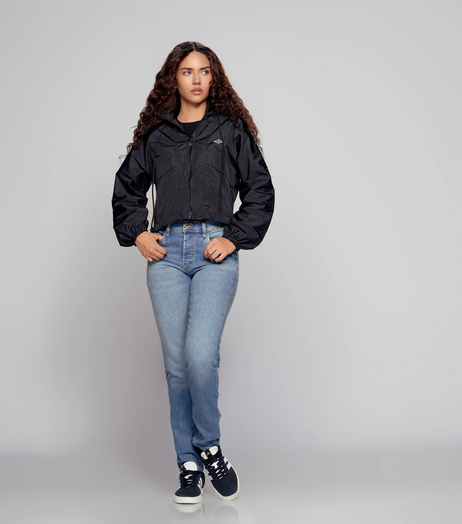 Evelyn Chaqueta Romprevientos Con Capota Y Bolsillos Unser 832735 NG