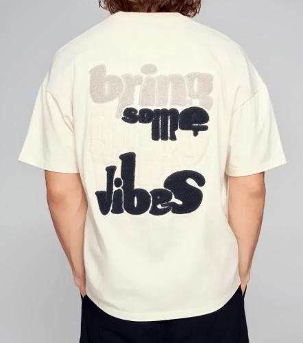 Elian T Shirt Oversize Estampada TyperBH