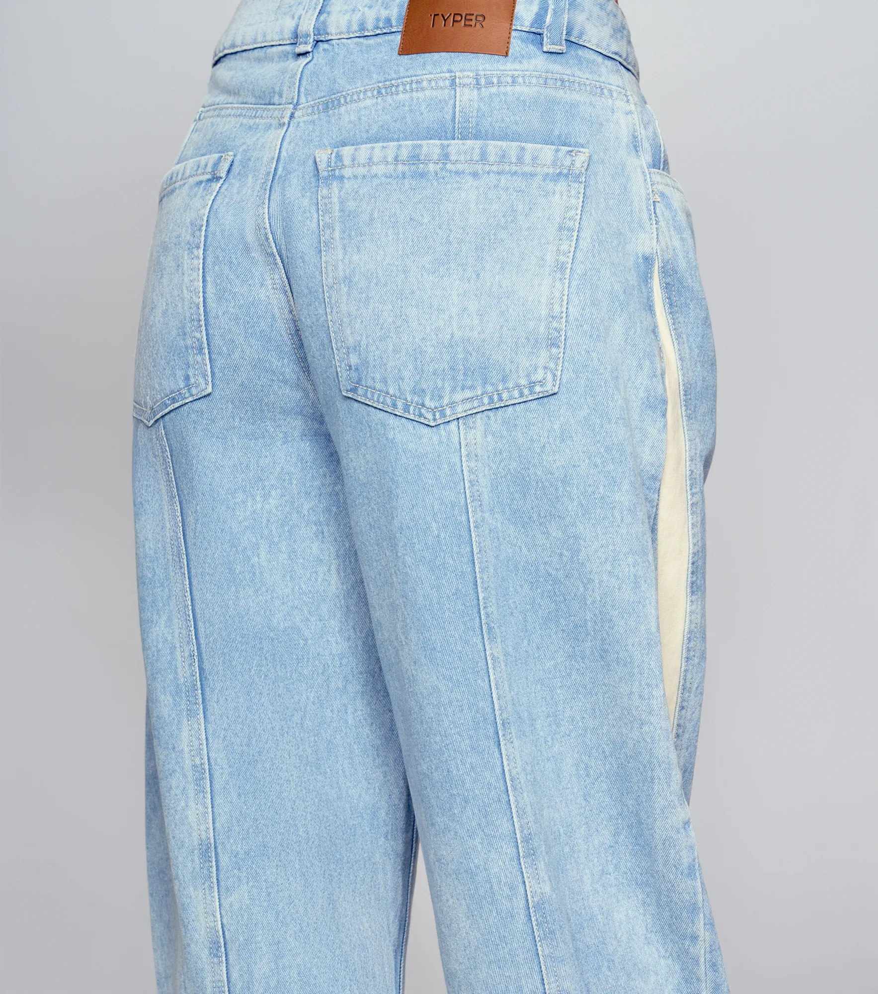 Emily Jean Balloonfit Con Cortes Typer 834475 AZ