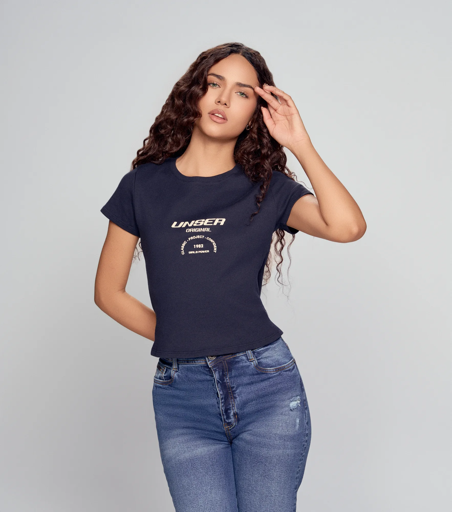 Sofia Camiseta Cuello Redondo Manga Corta Con Estampado Unser 832672 AO