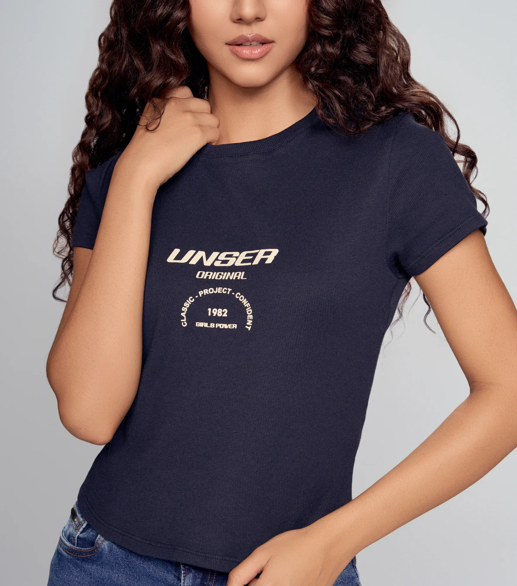 Sofia Camiseta Cuello Redondo Manga Corta Con Estampado Unser 832672 AO