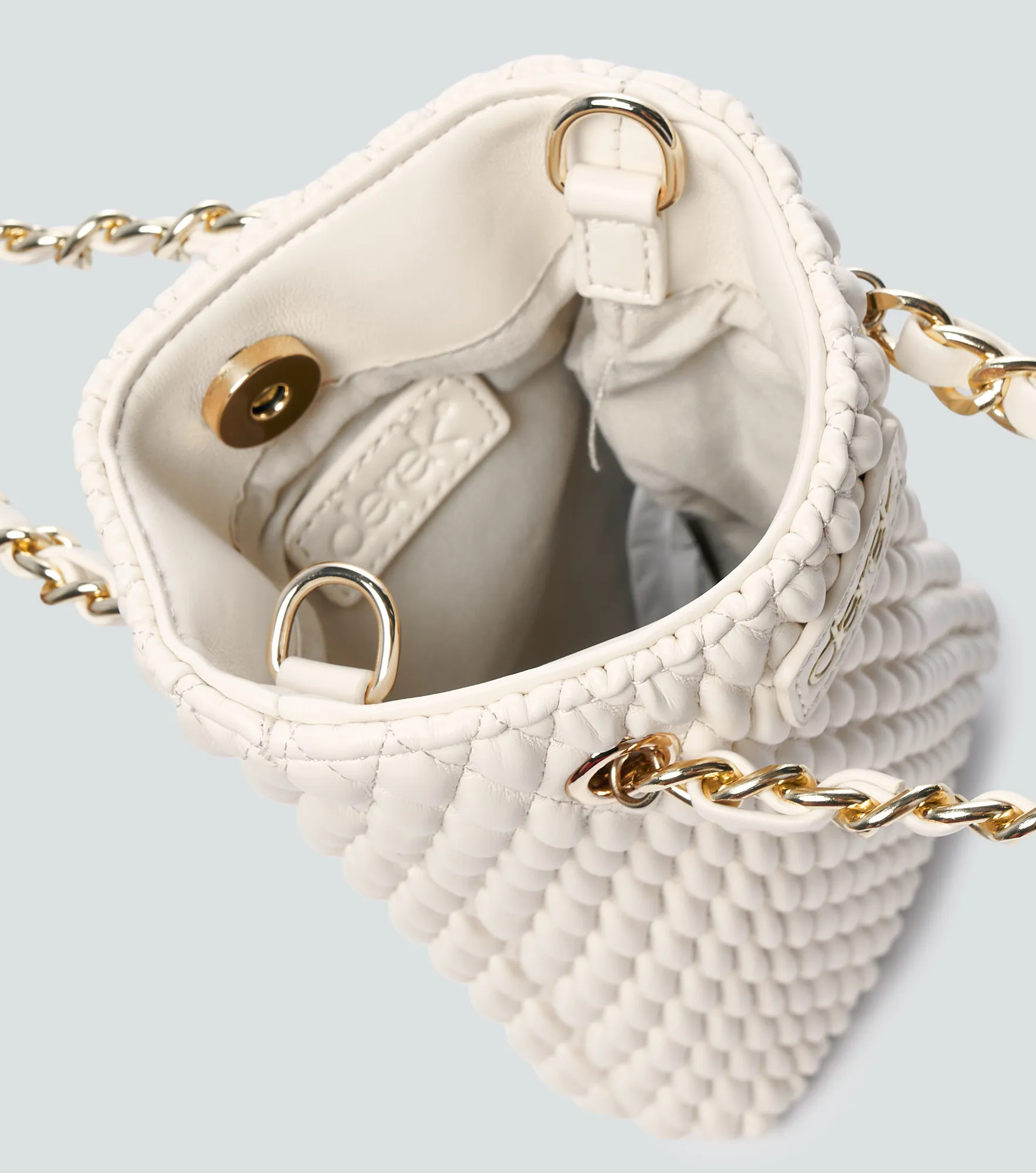 Bolso Unicolor Derek 834800 AR