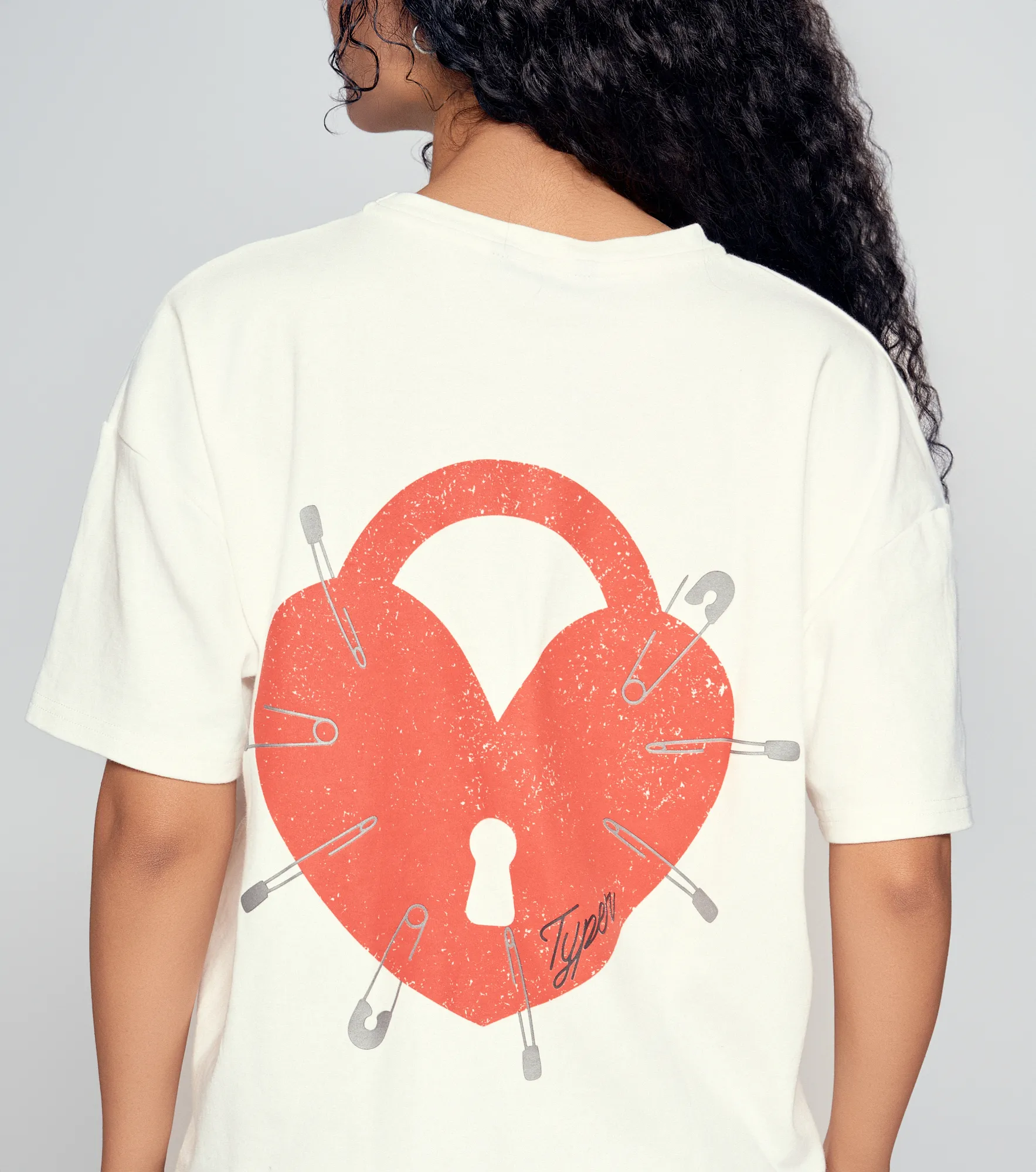 Jenn T Shirt Boxy Estampada Corazon Typer 835627 