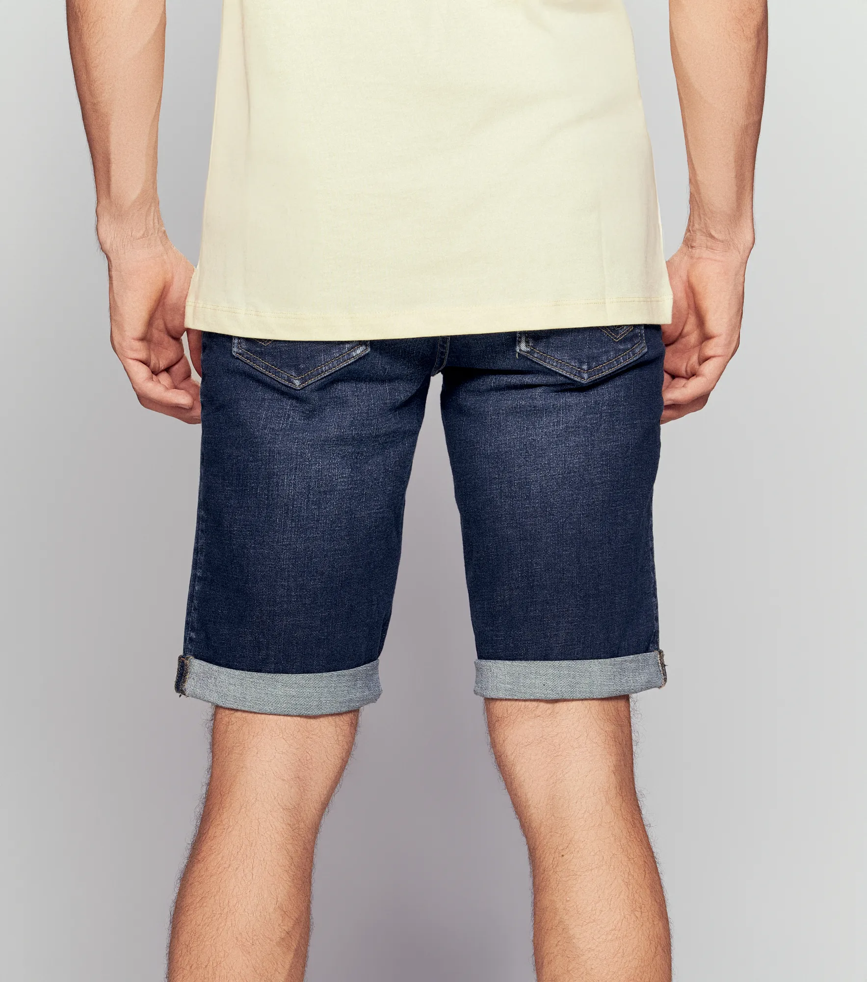 Cristian Bermuda En Denim Tono Medio Unser 835075 AZ