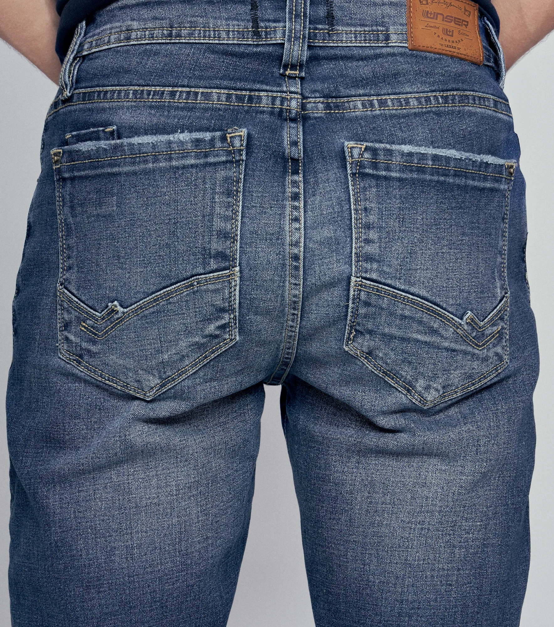 Iron Jairo Jean Tono Medio Con Cremallera Unser 836108 AZ