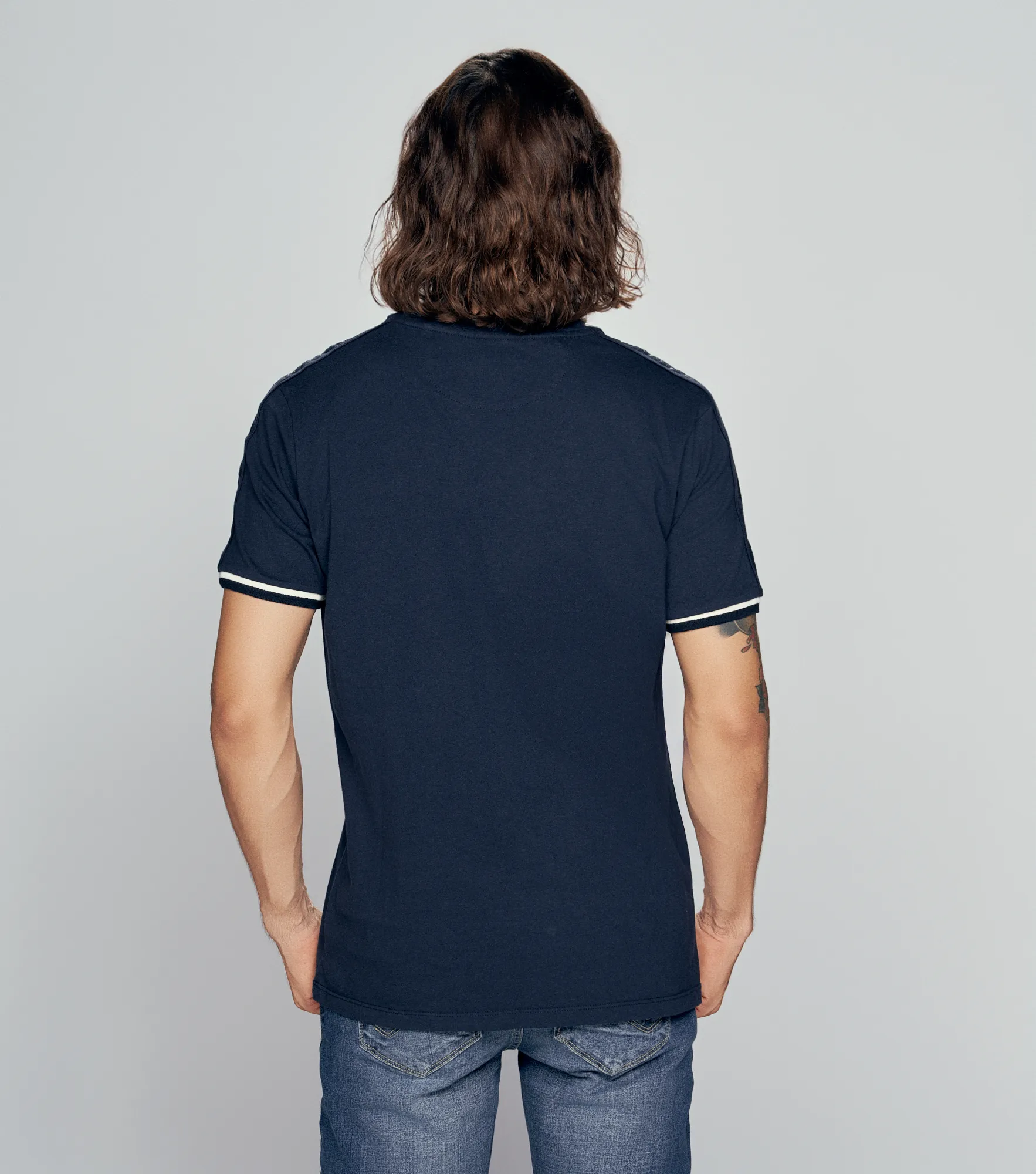 Comfort Nick T Shirt Unicolor Estampado Unser 834113 AV