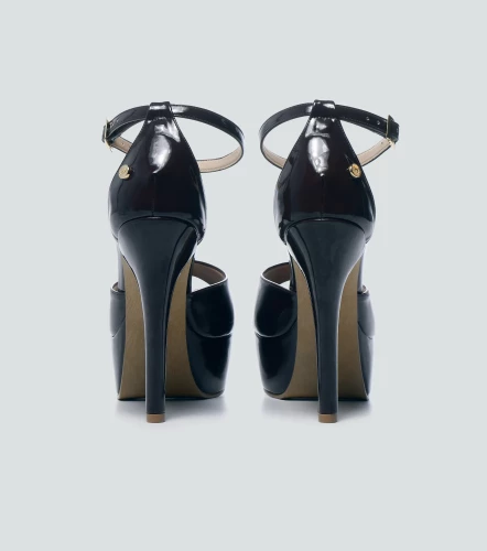 Zapatilla Para Mujer Shayla DerekCF