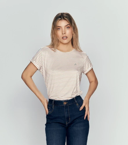 Camiseta Para Mujer Mayra DerekKQ