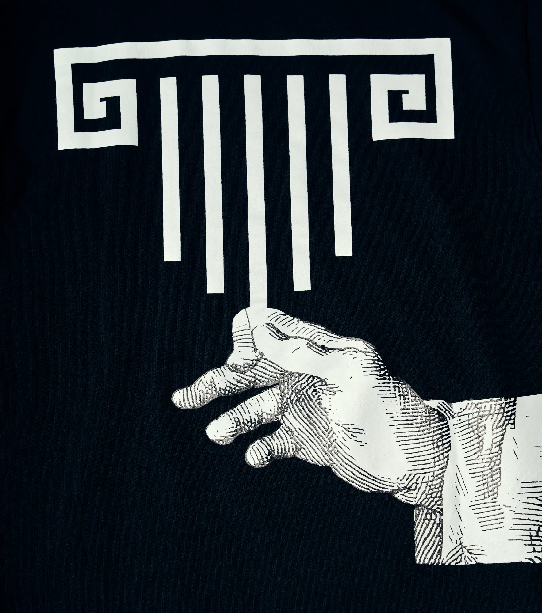 Camiseta Art Dist The Hand 131724 NG