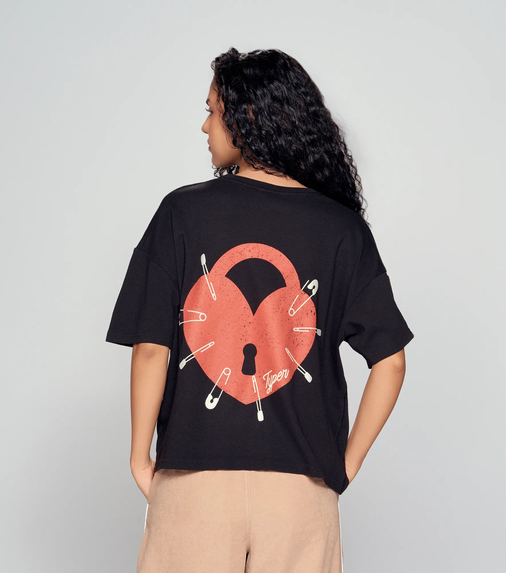 Jenn T Shirt Boxy Estampada Corazon TyperNG