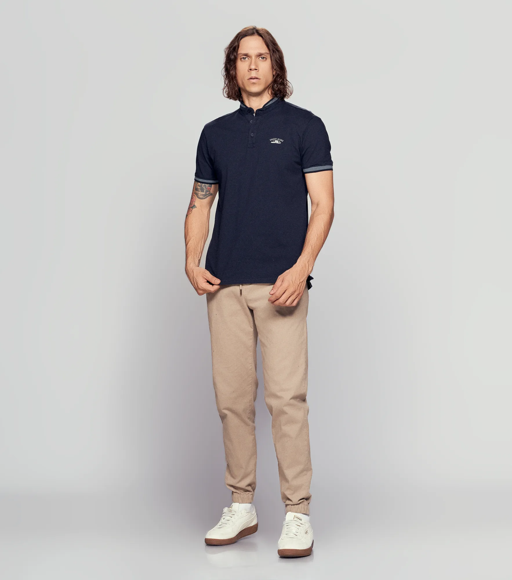 Slim Ivan Polo Unicolor Para Hombre Con Estampado En Delanero Y Cuello Neru Unser 828807 AV