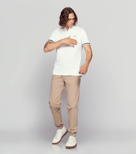 Slim Ivan Polo Unicolor Para Hombre Con Estampado En Delanero Y Cuello Neru UnserBL