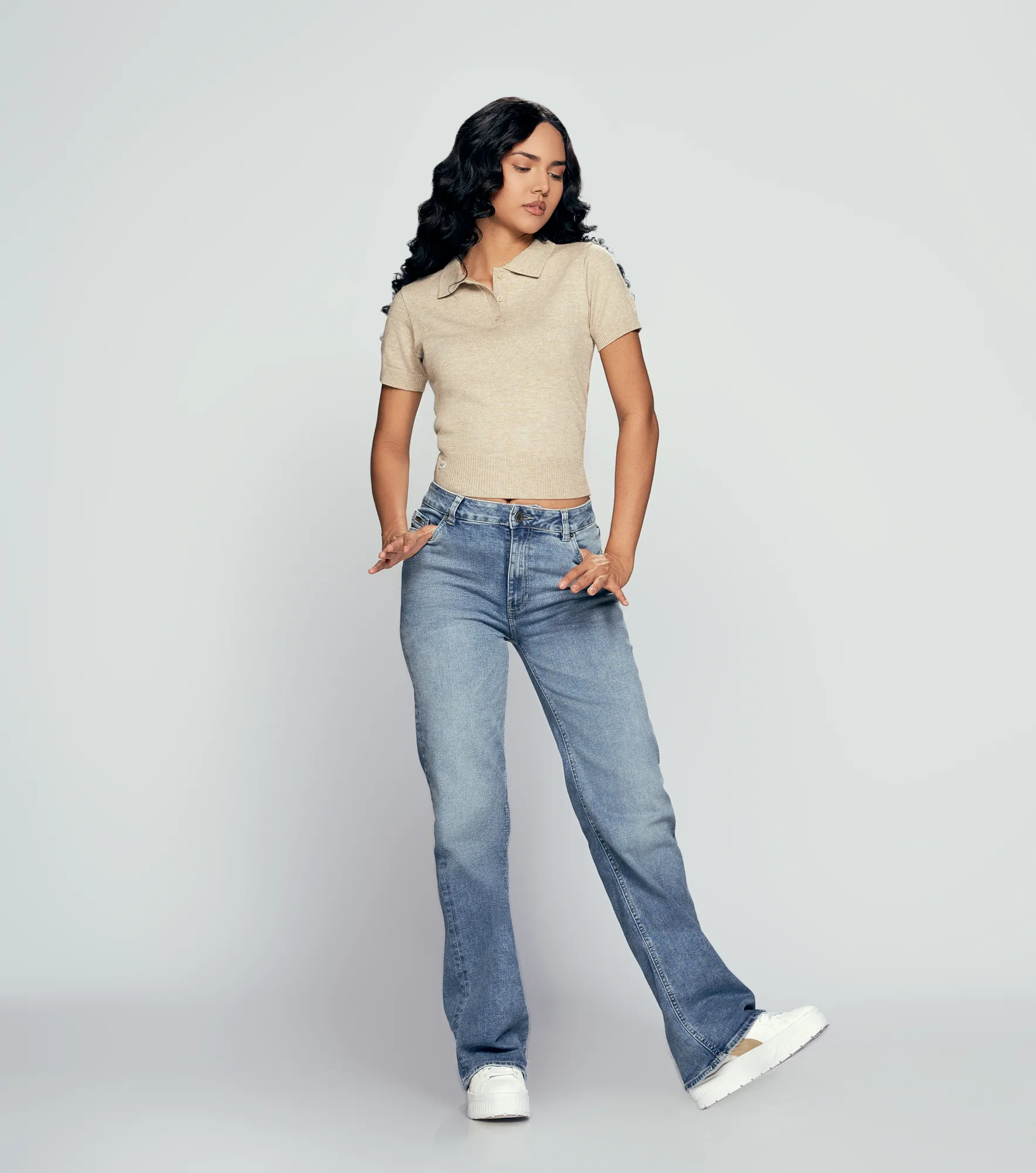 Star Natali Pantalon En Denim Straight Unicolor Con Proceso Claro Unser 834544 AZ