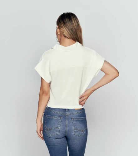 Laury Blusa Unicolor Con Botones Y Cuello UnserAR