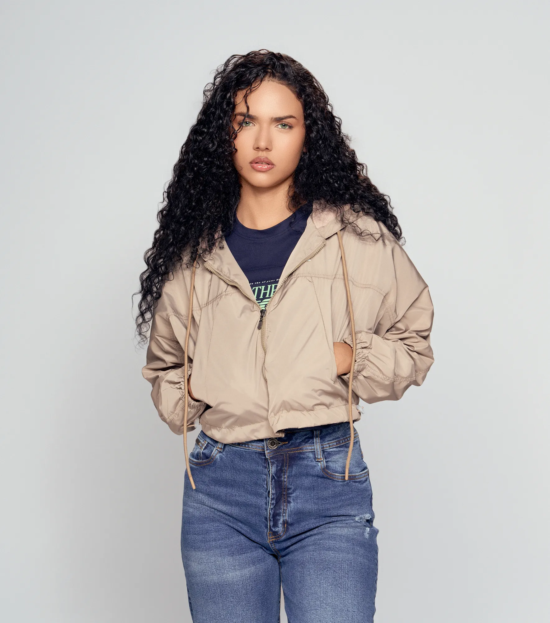 Sheila Chaqueta Rompevientos Con Bolsillo Y Cortes Unser 832734 KQ